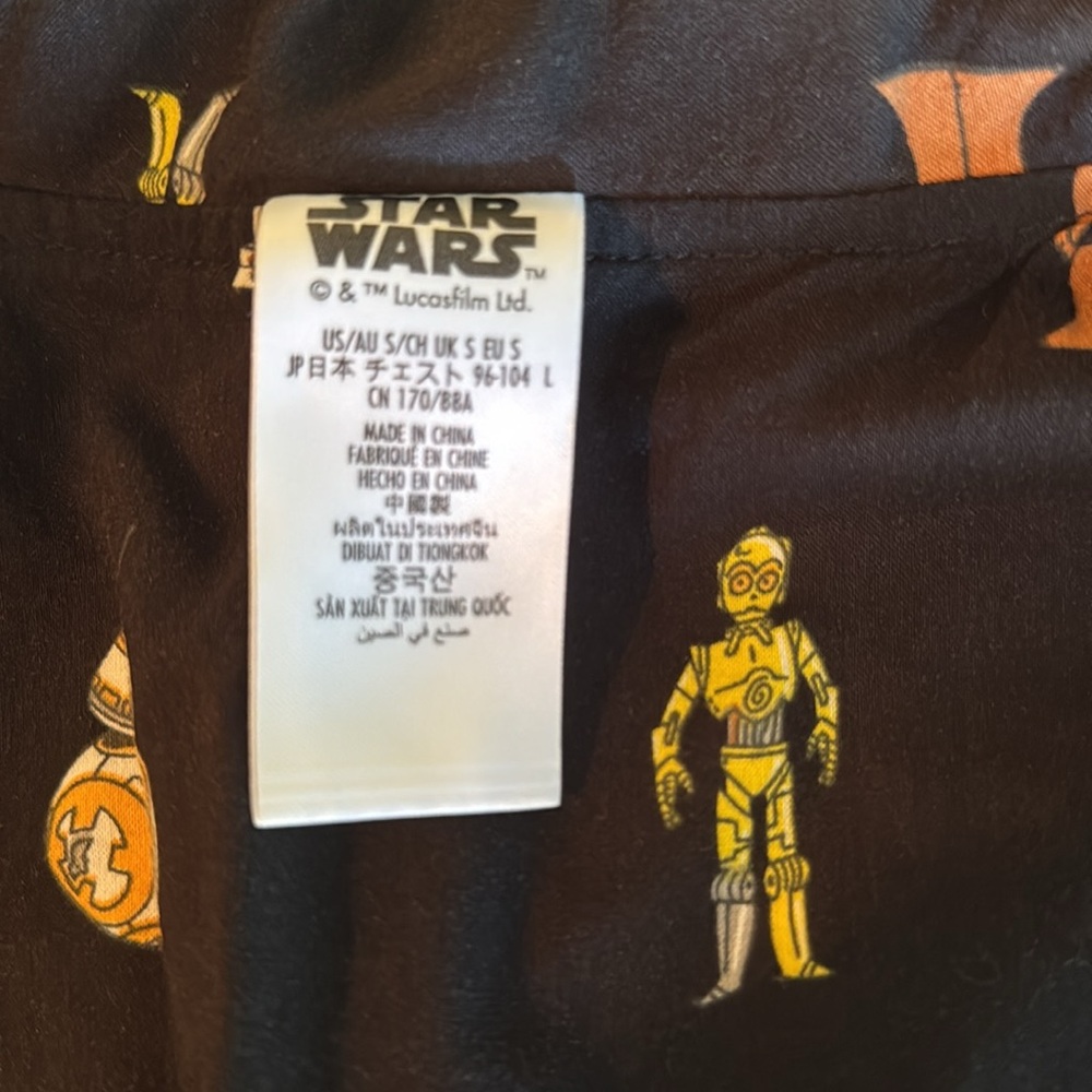 Star Wars Black and Yellow Casual Button Down Shirt - Picture 5 of 5